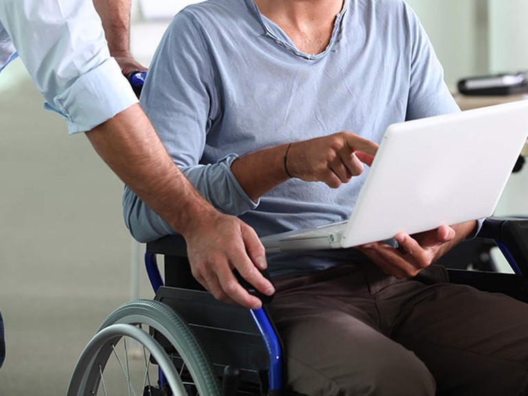 Taglio assegno d'invalidità, "grave danno per migliaia di cittadini"