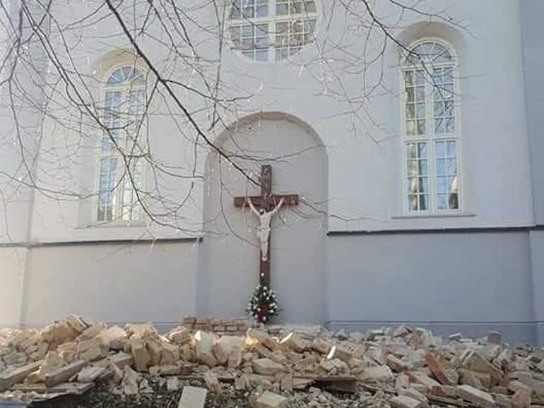 Terremoto in Croazia. Mons. Kosic (Sisak): “Non molliamo, non ci arrendiamo”