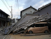 Terremoto in Giappone: cresce il numero delle vittime. Governo all’opera per salvare i superstiti nelle macerie