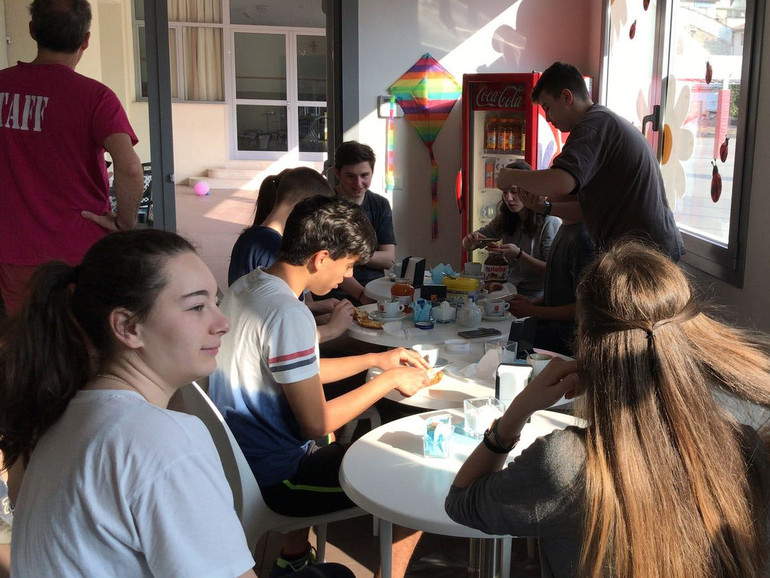 Thiene, Camponogara e Campoverardo. I giovani vivono in parrocchia le settimane di fraternità: fratelli verso la Pasqua Thiene, Camponogara e Campoverardo. I giovani vivono in parrocchia le settimane di fraternità: fratelli verso la Pasqua