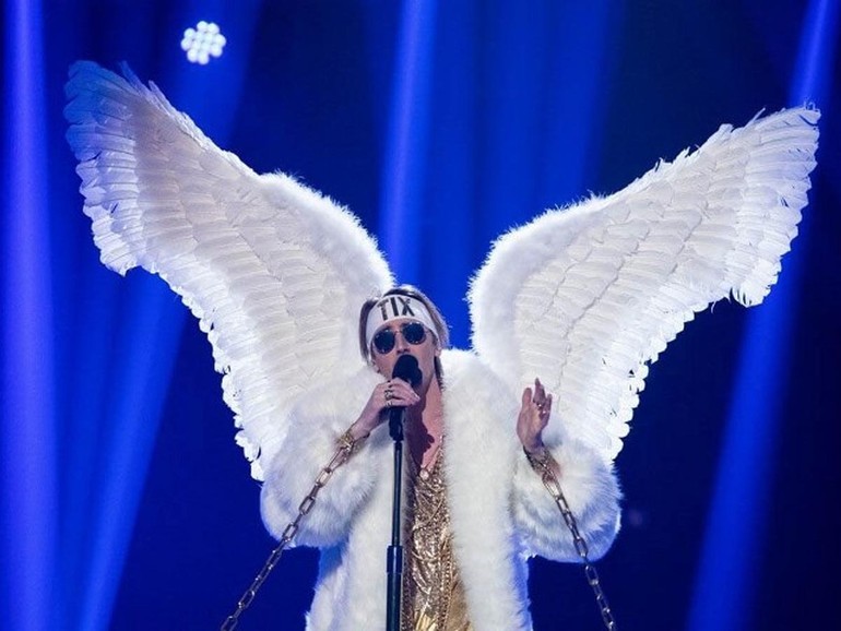 Tix, all’Eurovision con la Tourette “per combattere i propri demoni”