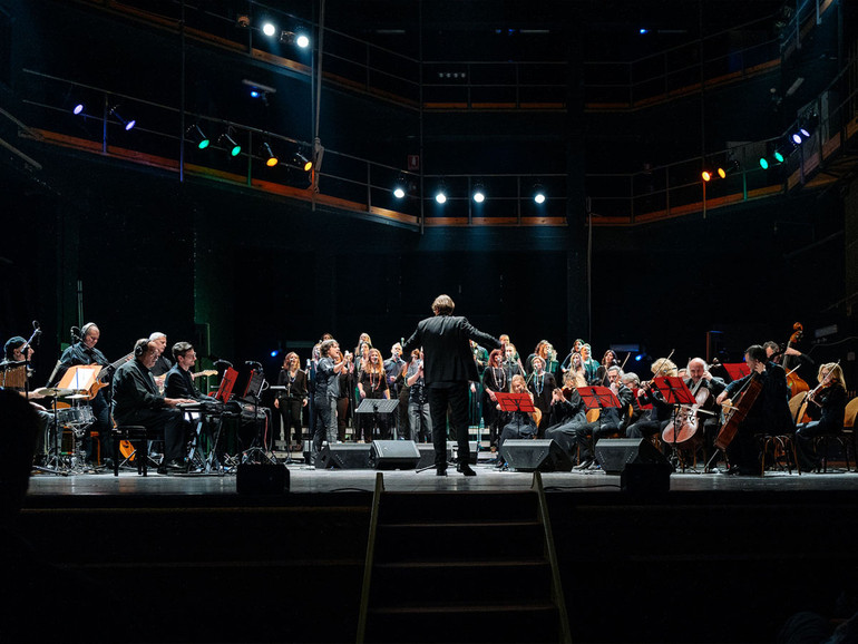 Tra musica e solidarietà prima del Natale Tra musica e solidarietà prima del Natale