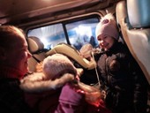 Tra ritardi e incongruenze, ecco come l’Italia accoglie i profughi in fuga dall’Ucraina