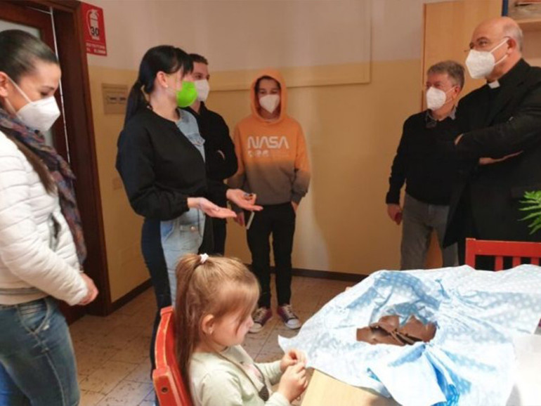 Ucraina: Caritas Ancona, accolta a Osimo, in una struttura della Lega del Filo d’Oro, una famiglia in fuga dalla guerra