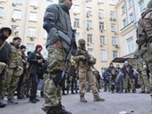 Ucraina, nel video spari ai prigionieri: Kiev promette inchiesta