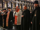 Ucraina: preghiera ecumenica nella cattedrale di Leopoli, “ai tuoi occhi, ti presentiamo il dolore del nostro Paese”
