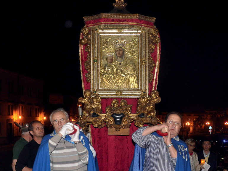 Un mese in preghiera per e con i lavoratori: il pellegrinaggio del vescovo Claudio nei santuari della Diocesi