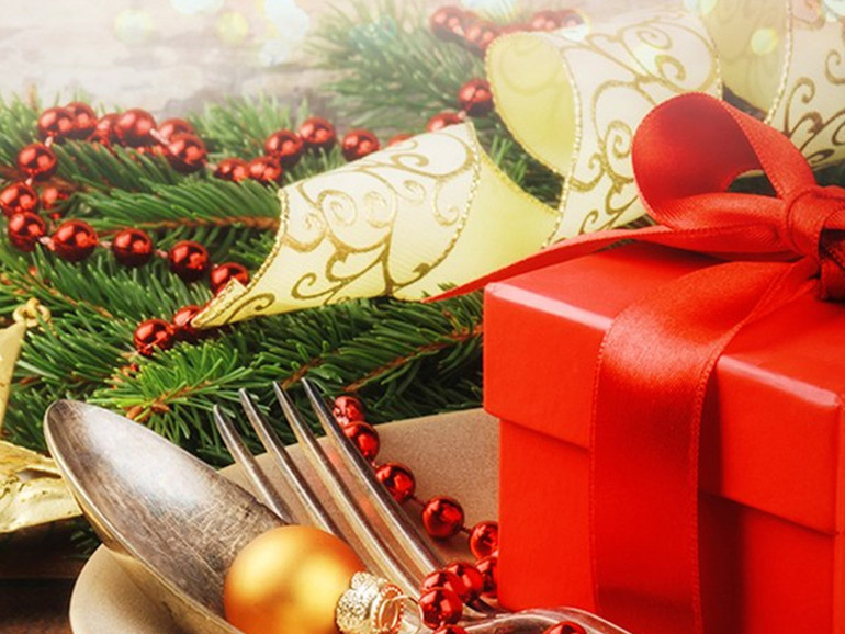 “Un Natale per chi è solo”, a Bologna in più di 500 al pranzo solidale “Un Natale per chi è solo”, a Bologna in più di 500 al pranzo solidale