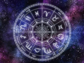 Una superstizione da superare. Cosa pensa la Chiesa degli oroscopi e dell'astrologia?