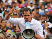 Venezuela: militari liberano il politico di opposizione Leopoldo López. Guaidó chiama “a scendere in strada senza ritorno”