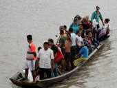 Venezuelani in fuga e il “tappo” di Panama. Mons. Torres Marín (Apartadò): “Arrivano in una condizione indicibile, donne, bambini, anziani”