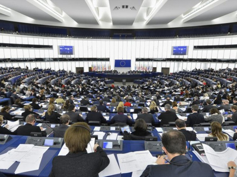 Verso le elezioni europee: fra Strasburgo e Bruxelles leggi e bilancio Ue