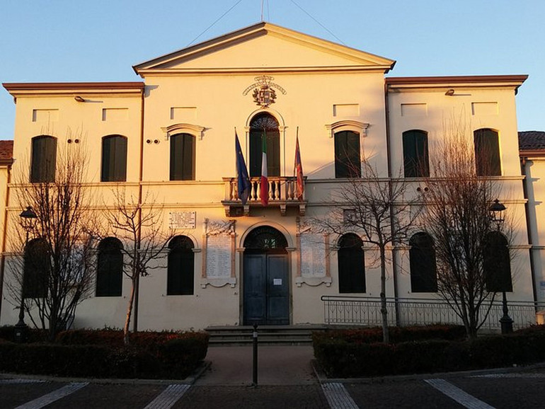 Villafranca Padovana. Conoscere due artisti del passato Villafranca Padovana. Conoscere due artisti del passato