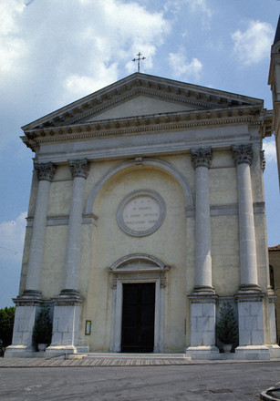 Chiesa parrocchiale facciata