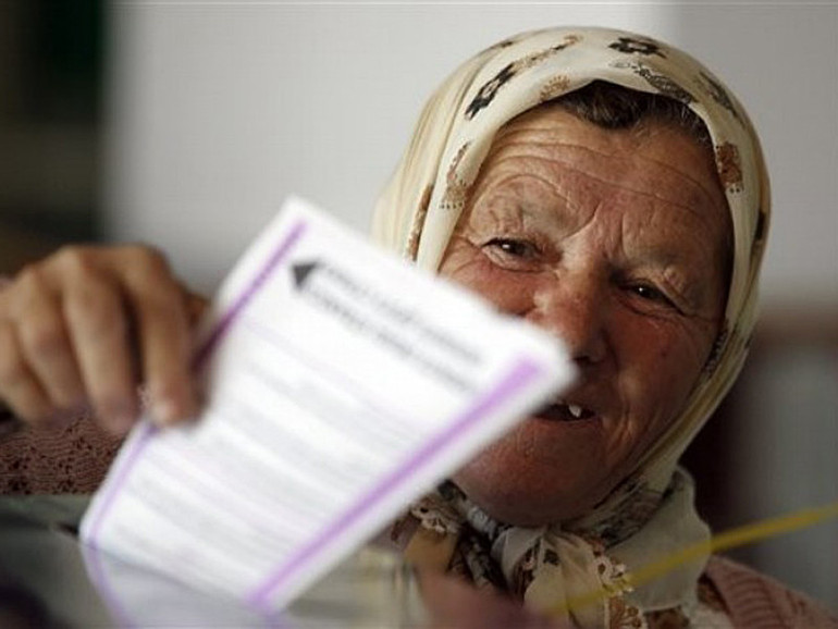 Bosnia Erzegovina al voto tra povertà e divisioni Bosnia Erzegovina al voto tra povertà e divisioni