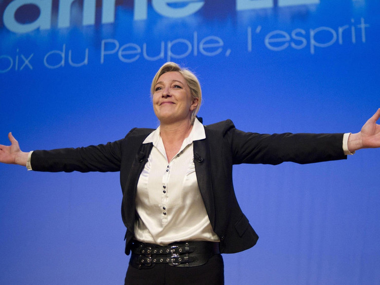 Francia: i vescovi girano le spalle a Marine Le Pen. Un voto per l'Europa, contro populismi e paura
