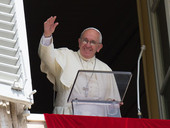 Il papa: no al clericalismo, laici liberi nella vita pubblica 
