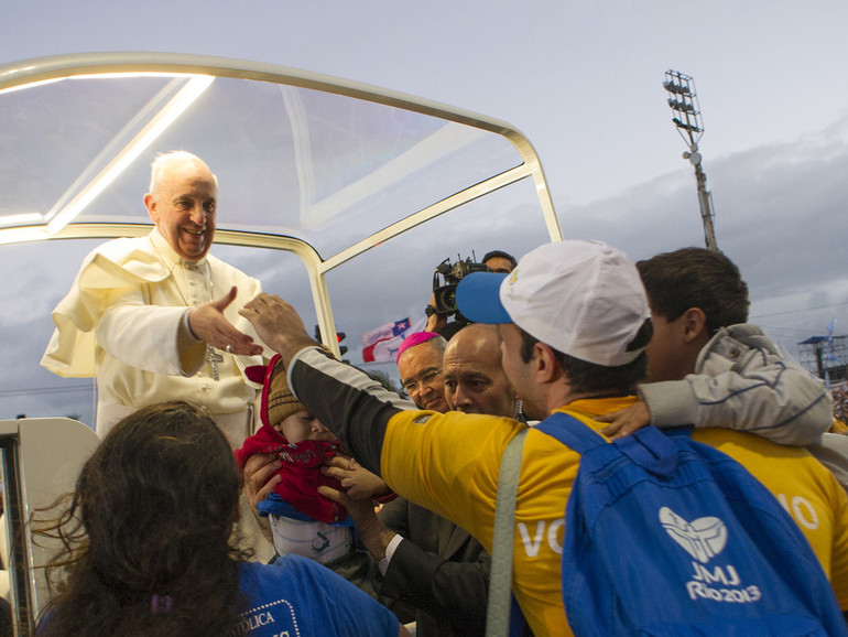 Il videomessaggio del papa: la Gmg sia segno di armonia e misericordia per il mondo