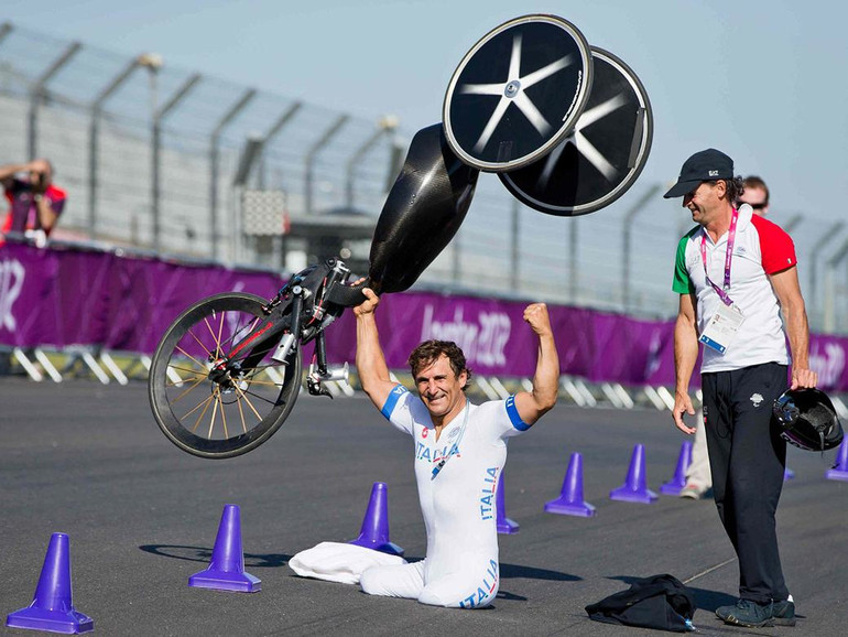 Rio 2016, Alex Zanardi testimonial planetario: «Quella foto è nel mio cuore»