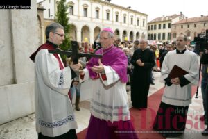 «Eccomi, sono Claudio, figlio di Dio»