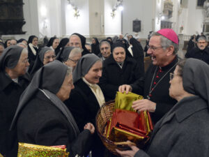 L’omelia del vescovo per il giubileo della vita consacrata