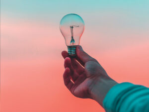 Bollette: perché “colpiscono” a prescindere dal reddito