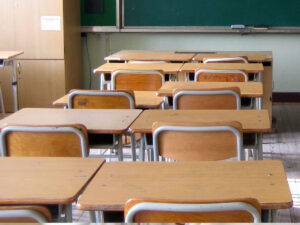 Potrebbe ancora esistere oggi una scuola come quella del tempo antico? Riflessioni dopo le bocciature del “semestre-filtro”