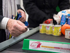 La comunità solidale: risposte alla povertà alimentare