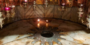 Natale in Terra Santa: p. Ielpo (Custode), “Dio nasce nel punto più basso della nostra umanità, anche lì dove c’è il male”