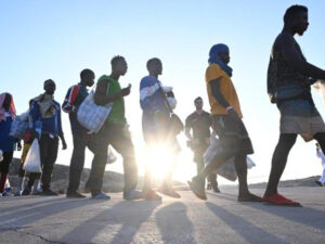 Migrazioni: vescovi inglesi, “anche le traversate sulla Manica rotte sicure e legali”