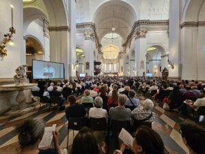 Giovani religiosi e religiose, incontro con il vescovo Claudio