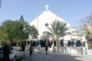 Striscia di Gaza. La storia della parrocchia della Sacra Famiglia: “oasi di pace” in mezzo alla guerra