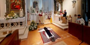 Lucia Traverso, dalla fiera al monastero: «Dio è davvero creativo»