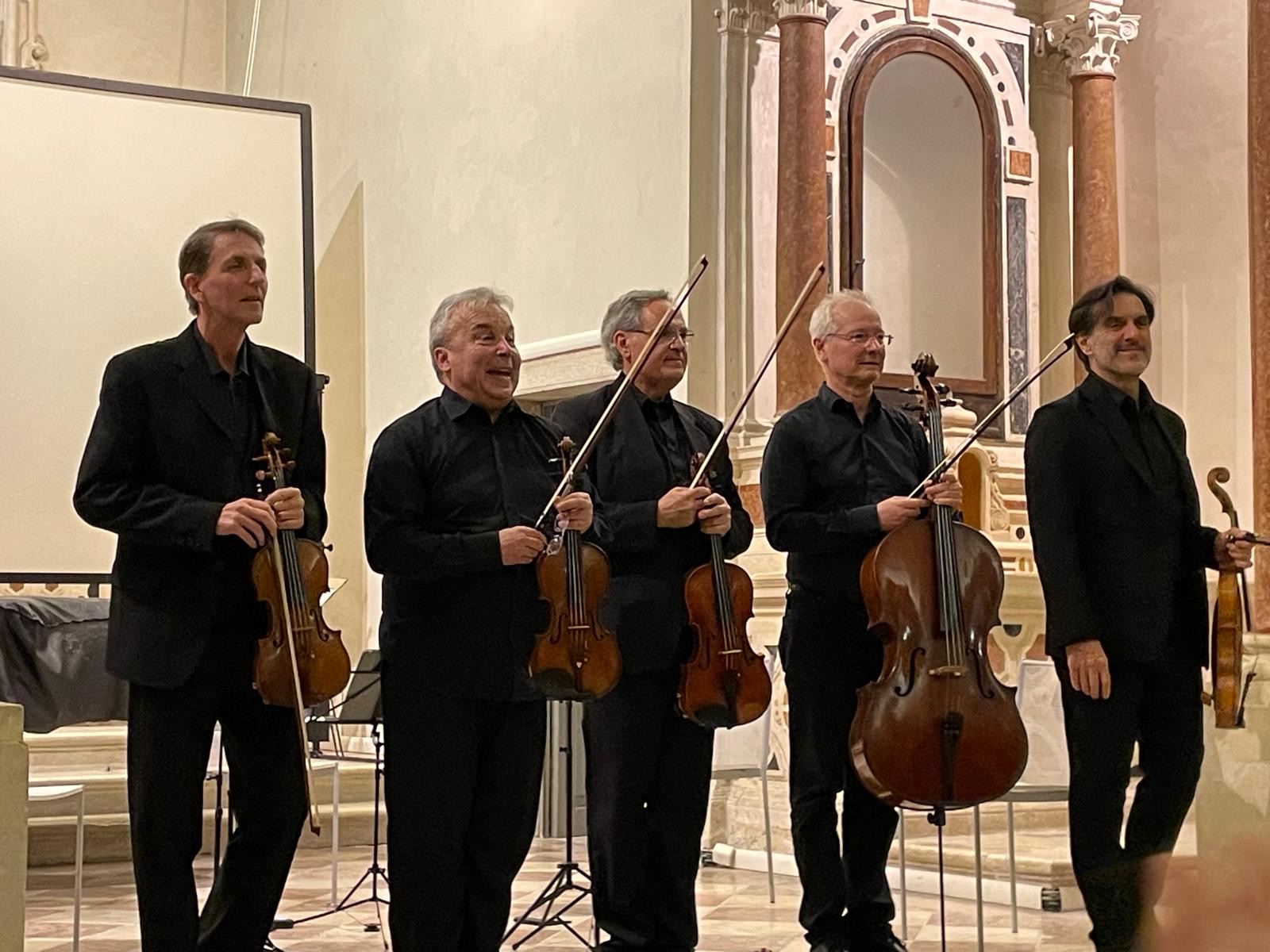 Primo appuntamento di “Colours” a Villa Pisani