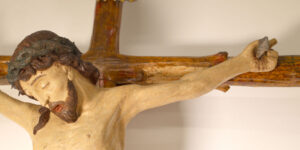 Vigorovea. Il Cristo crocifisso ritorna restaurato