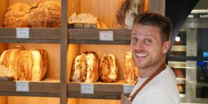 Pane, scrigno di saperi. “Tutto il mondo del pane” di Fulvio Marino