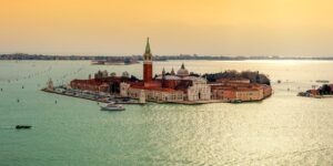Lavoro. Il Veneto “tiene testa” alle Regioni europee