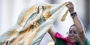 Devozione mariana: “inappropriato usare il titolo di corredentrice”