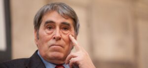 La lettera. I 90 anni di Ferdinando Camon. Quell’incontro inatteso a scuola: accadeva nel 1978