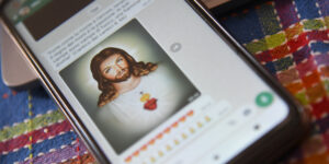 La forza della preghiera. Le partecipanti alla chat “Santa Monica” scrivono al Papa e Leone XIV le invita a proseguire in questo cammino di fede