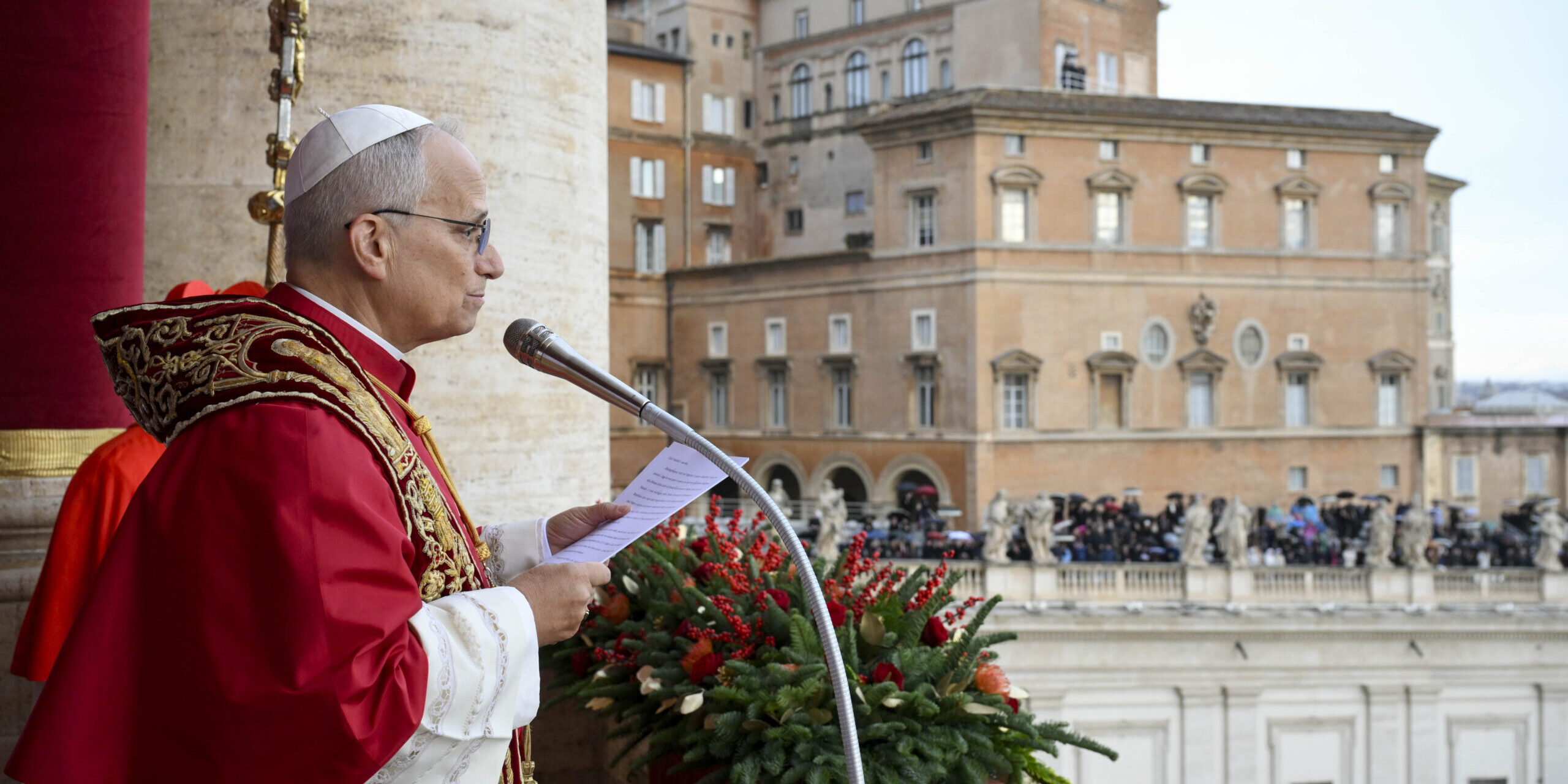 Leone XIV: “La pace nasce da un vagito accolto”. Il primo Natale del Papa tra Gaza e Ucraina