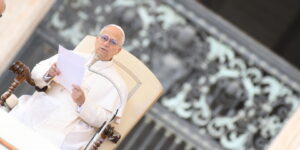 Leone XIV: “vergogna” per “crisi della fiducia nella Chiesa suscitata dagli abusi”, “guardare con attenzione e compassione a coloro che abbandonano il ministero”