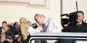 Leone XIV: “scenari di guerra continuano a sconvolgere il pianeta”