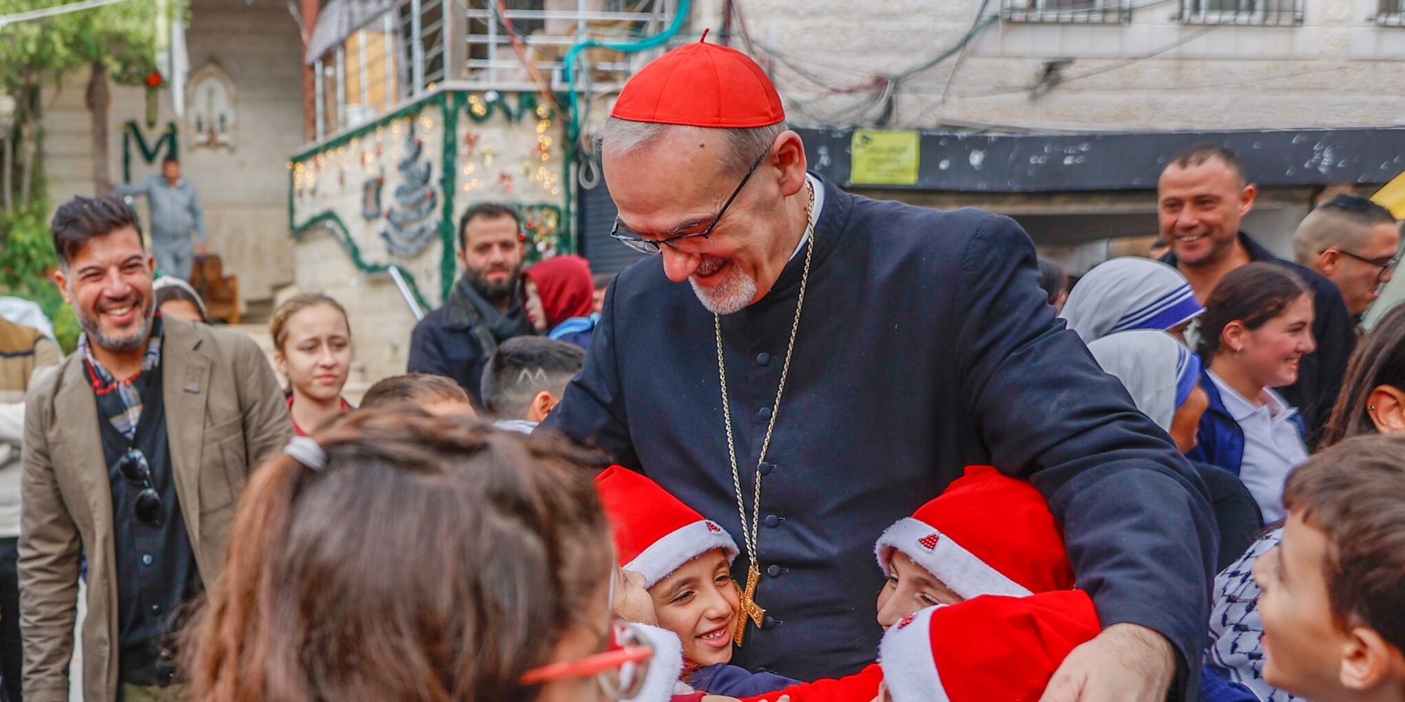 Striscia di Gaza: il patriarca latino Pizzaballa a Gaza in visita pastorale alla parrocchia della Sacra Famiglia