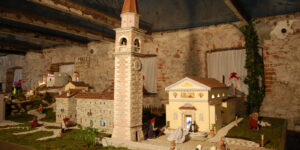 Calvene. La Natività nella contrada del paese