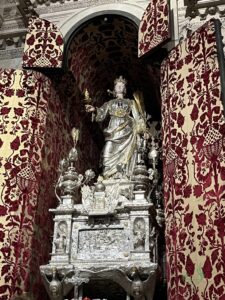 “Sulle orme di Lucia”, la peregrinatio nella sua terra natia