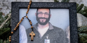 Omicidio a Minneapolis: p. Griffith (Basilica Saint Mary), “dolore e trauma indescrivibili”