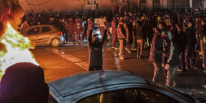 Iran: Abdolmohammadi (Uni. Trento), “il regime mostra la sua debolezza, ma per vincere la piazza ha bisogno dell’esercito”