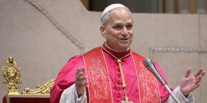 Leone XIV: “La guerra è tornata di moda, ma la pace è sempre possibile”