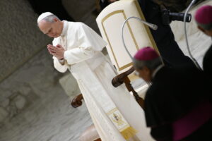 Leone XIV: “preghiamo per la pace, la guerra è tornata di moda”